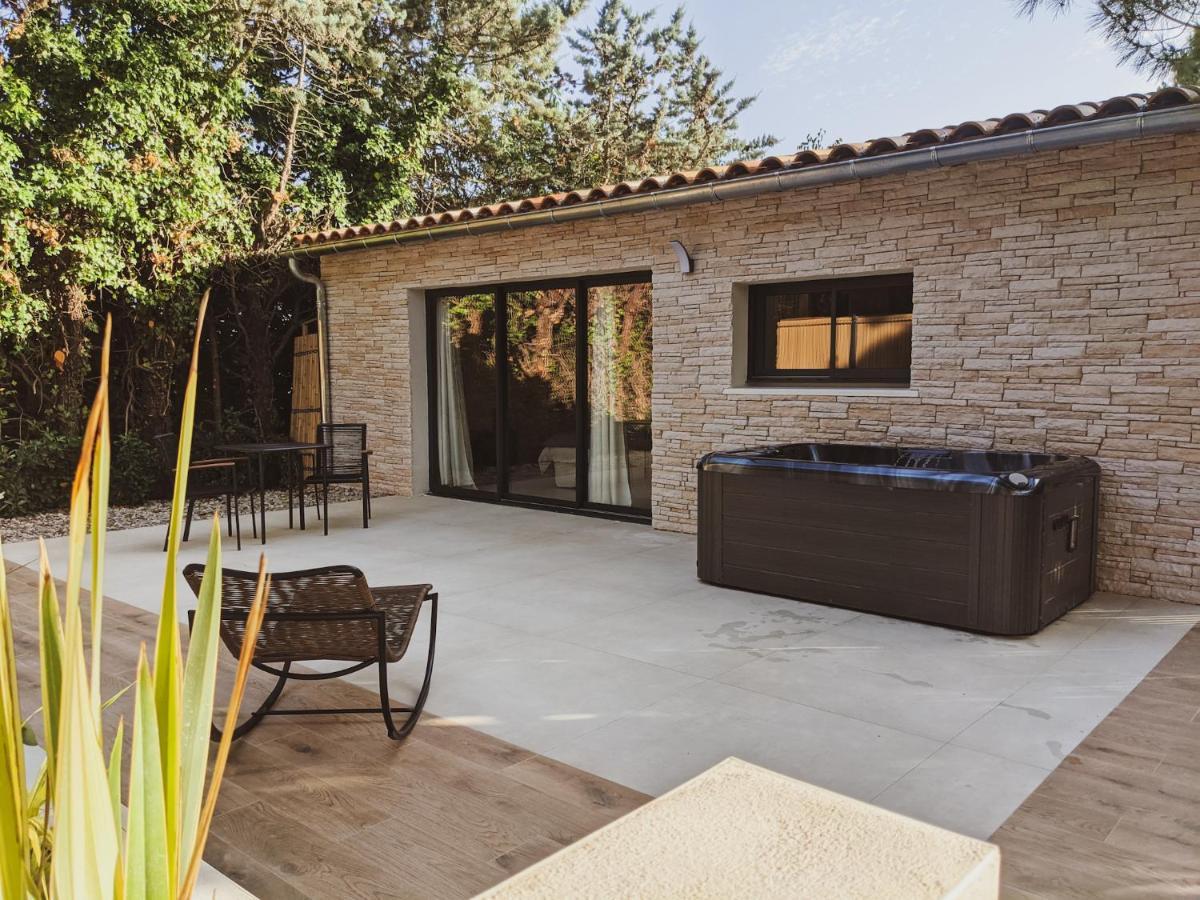 Lodge Coocon & Spa Nîmes Zewnętrze zdjęcie